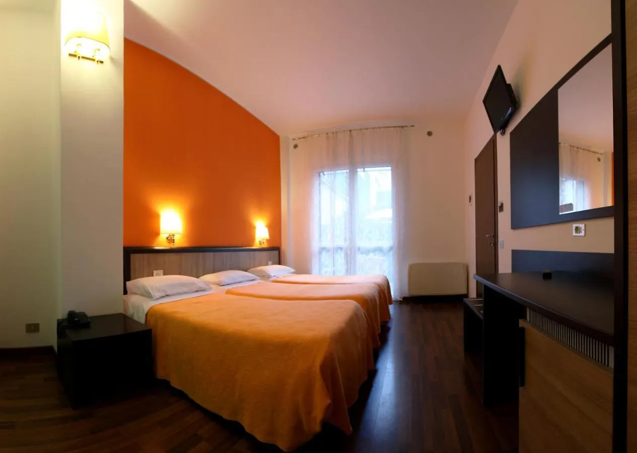מילאנו Lux Hotel Durante איטליה