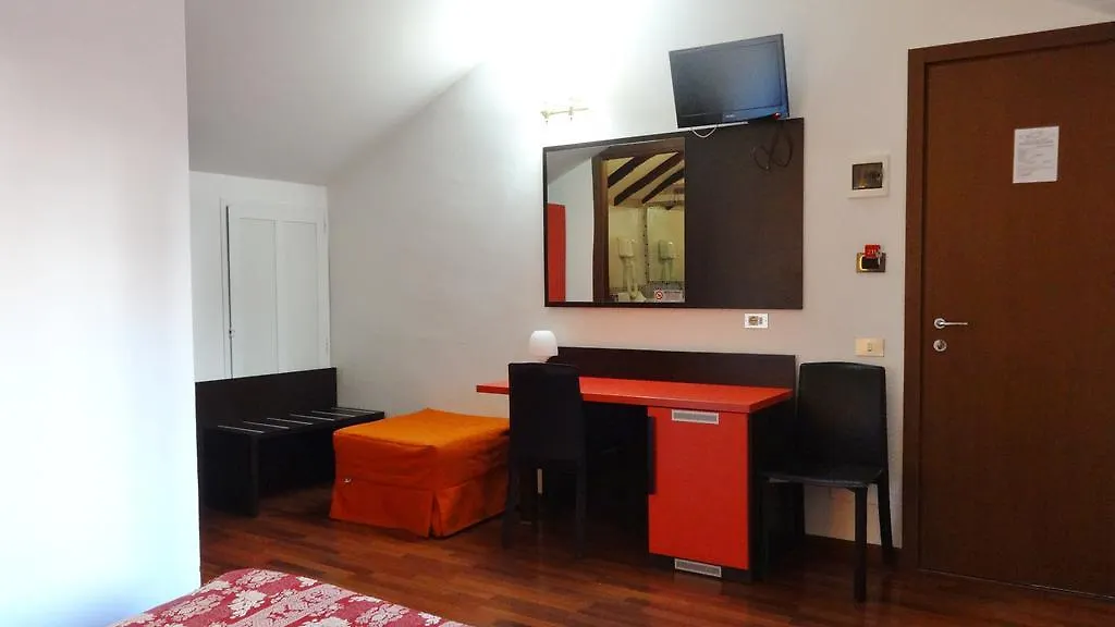 מילאנו Lux Hotel Durante