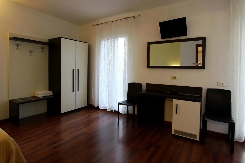 מילאנו Lux Hotel Durante איטליה